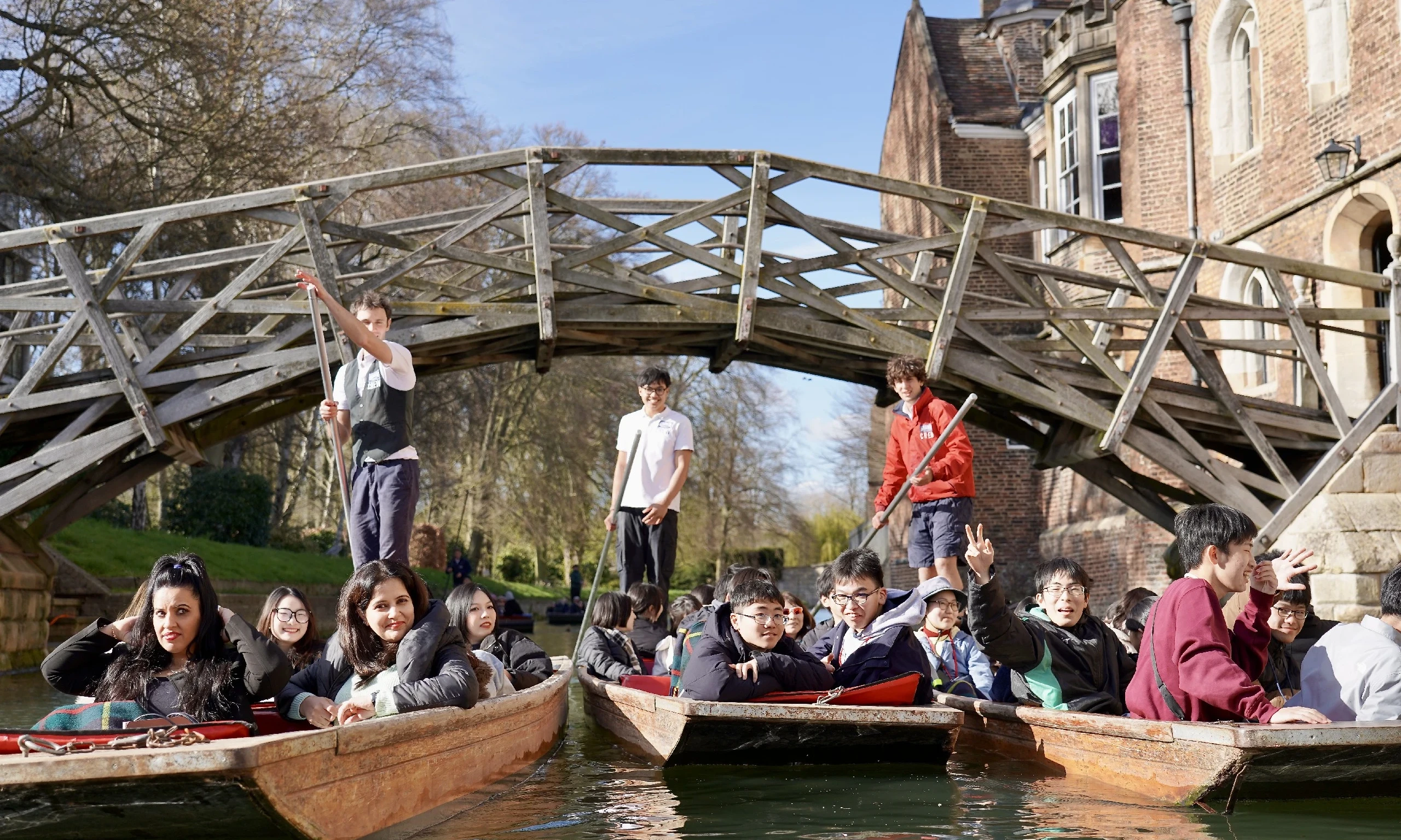 Shared Cambridge Punting Tour