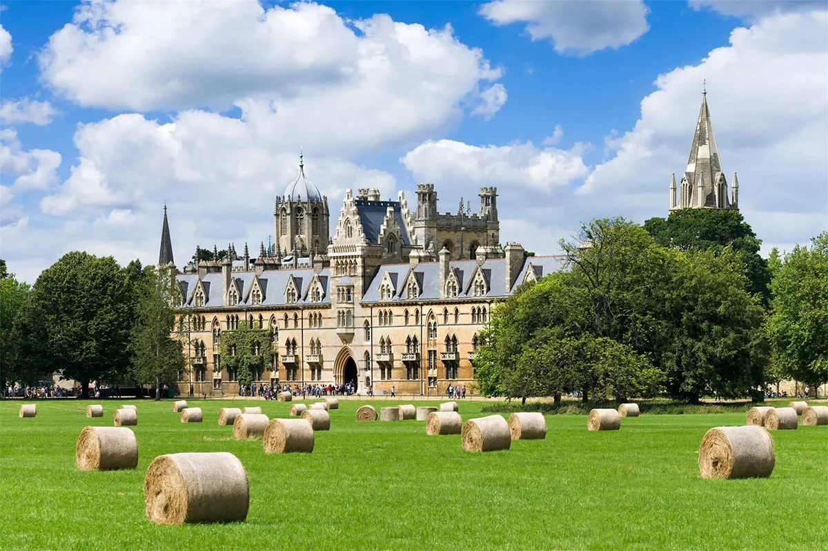 Christ Church College (exterior view)